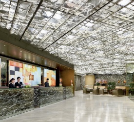 九龍半島尖沙咀・九龍酒店（カオルーンホテル）出発